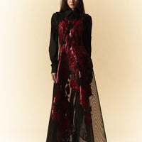 Abito longuette in organza trasparente con spalmature in lattice rosso rubino