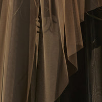 Abito longuette nero senza spalline in organza e tulle con ricami in lattice