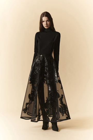 Gonna longuette in organza nera con spalmature in lattice