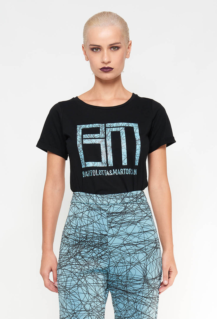 T-shirt con stampa logo linee